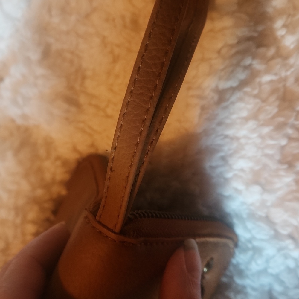 Free People Distressed Vegan Wallet Boho Preloved EUC - Picture 9 of 15
